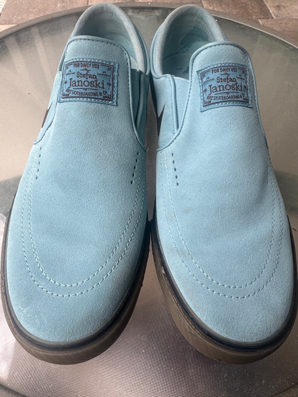 Men’s Size 10  Stefan Janoski Slip-On Suede Loafers in Light Blue